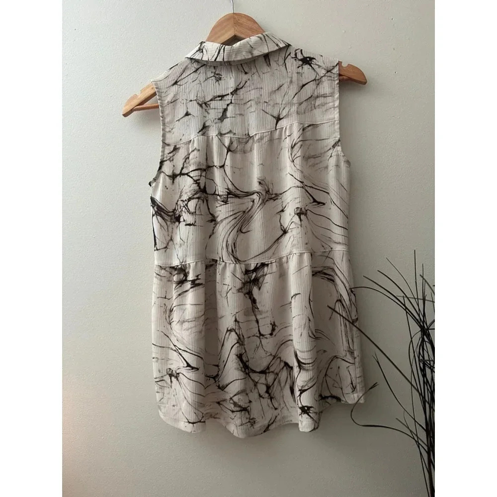 Women's Madison Gray Button Down Shirt , Size S,‎ Beige & Black - Picture 3 of 5